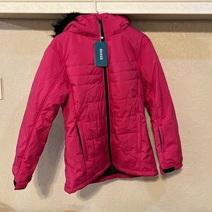 Skieer snow jacket.
